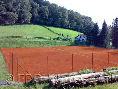 Tennisplatz-Neubau Hungenbach
